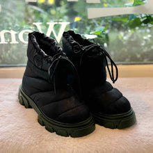 Load image into Gallery viewer, Farm Rio Size 6 Black Pre-Owned Boots- Ladies
