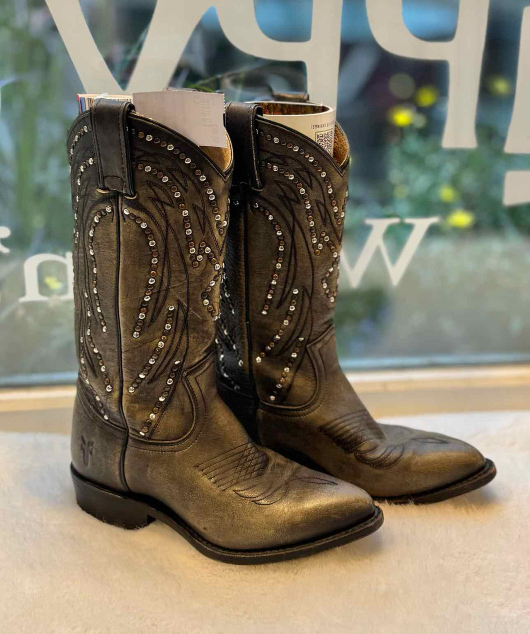 Frye Size 5.5 Green Pre-Owned Boots- Ladies