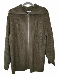 We Wore What Size S/M Green Pre-Owned Sweater- Ladies