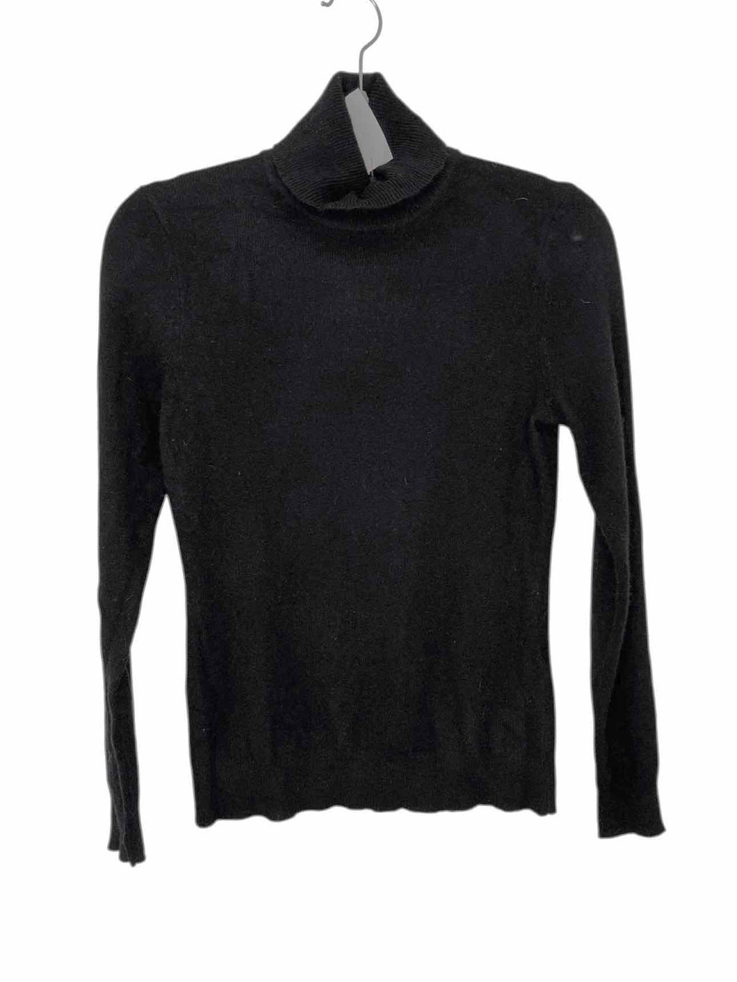 Lord & Taylor Size X- Small Black Pre-Owned Sweater- Ladies