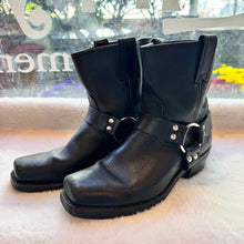 Load image into Gallery viewer, Frye Size 9 Black Pre-Owned Boots- Ladies
