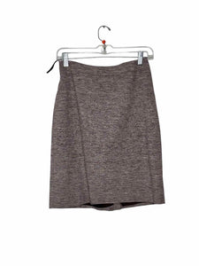 Nine West Size 2P Grey Pre-Owned Skirt- Ladies