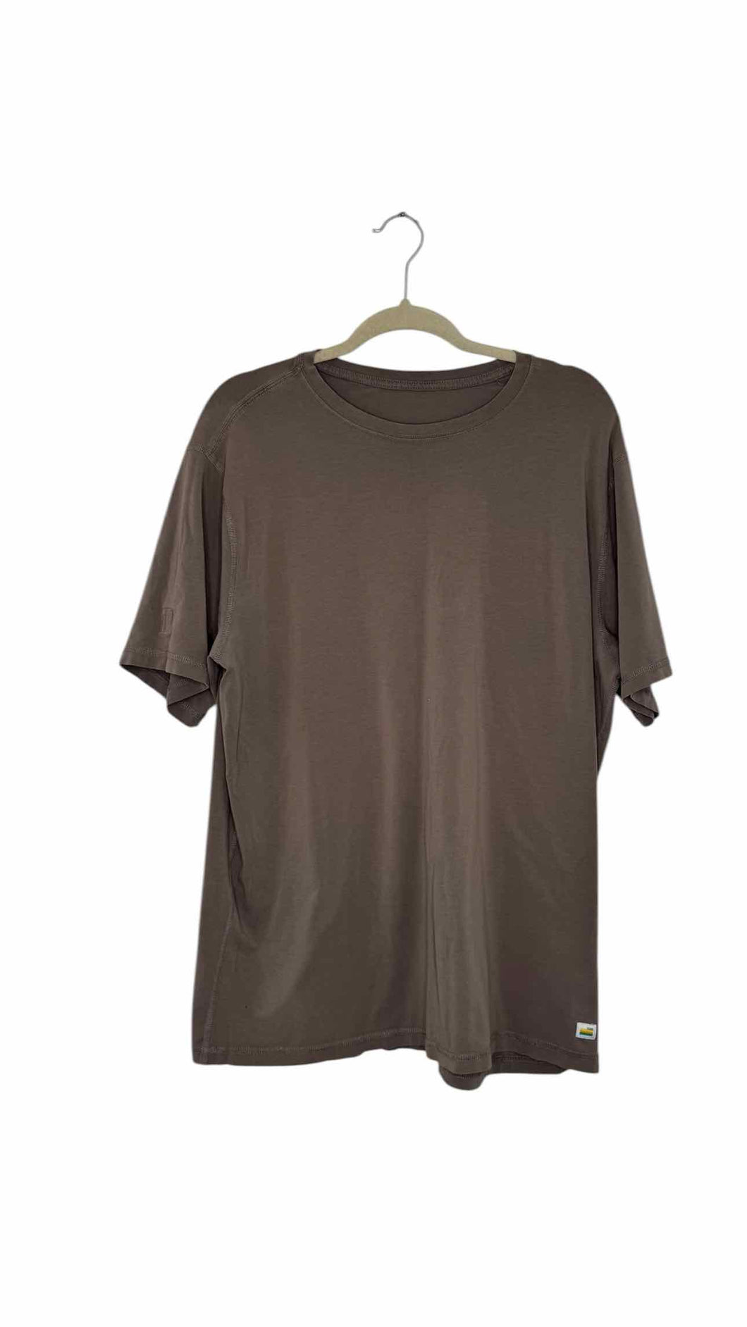 Vuori Size L Taupe Pre-Owned T-Shirt- Mens