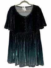 Load image into Gallery viewer, Free People Size Small Hunter Green Pre-Owned Dress- Ladies

