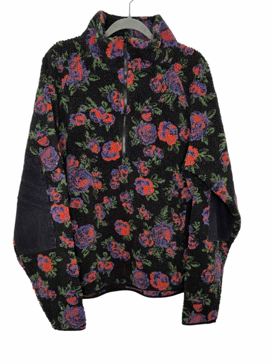 Urban Outfitters Size Large Black Floral Pre-Owned Fleece- Ladies