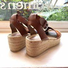 Load image into Gallery viewer, Vince Size 6.5 Brown Sandal Pre-Owned Shoes- Ladies
