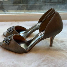 Load image into Gallery viewer, Badgley Mischka Size 7 Silver Heels Pre-Owned Shoes- Ladies
