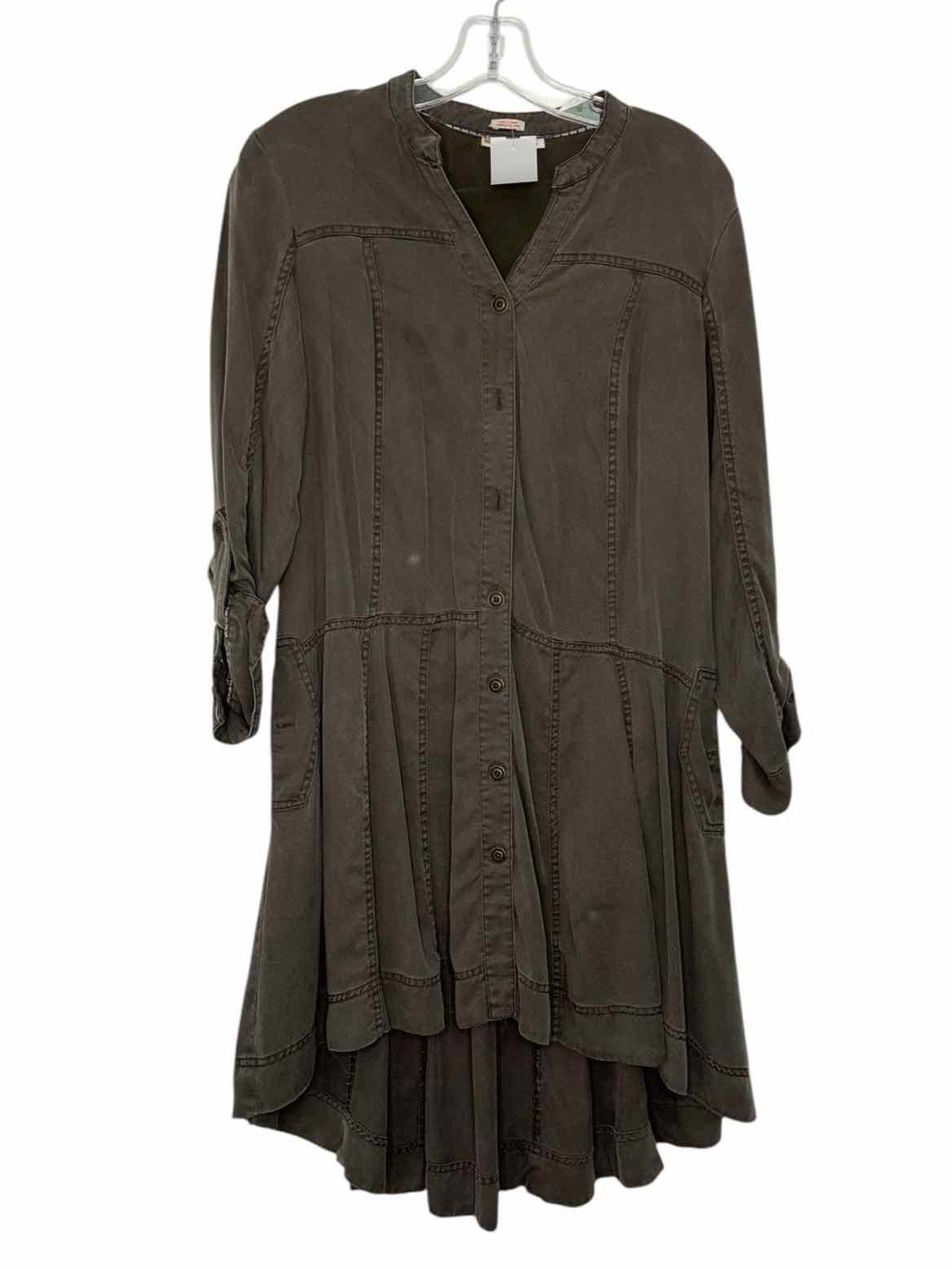 Holding Horses Size 2 Olive Pre-Owned Dress- Ladies