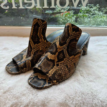 Load image into Gallery viewer, Vince Size 11 Snakeskin Sandal Pre-Owned Shoes- Ladies
