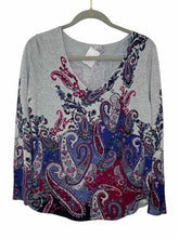 Load image into Gallery viewer, Chicos Size Medium Grey Print Pre-Owned Sweater- Ladies
