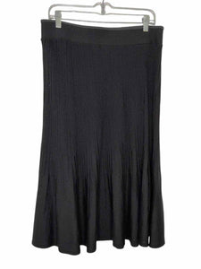 Icelandic Size L/XL Black Pre-Owned Skirt- Ladies