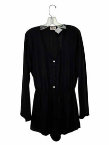 Show Me Your Mumu Size Medium Black Pre-Owned Romper- Ladies