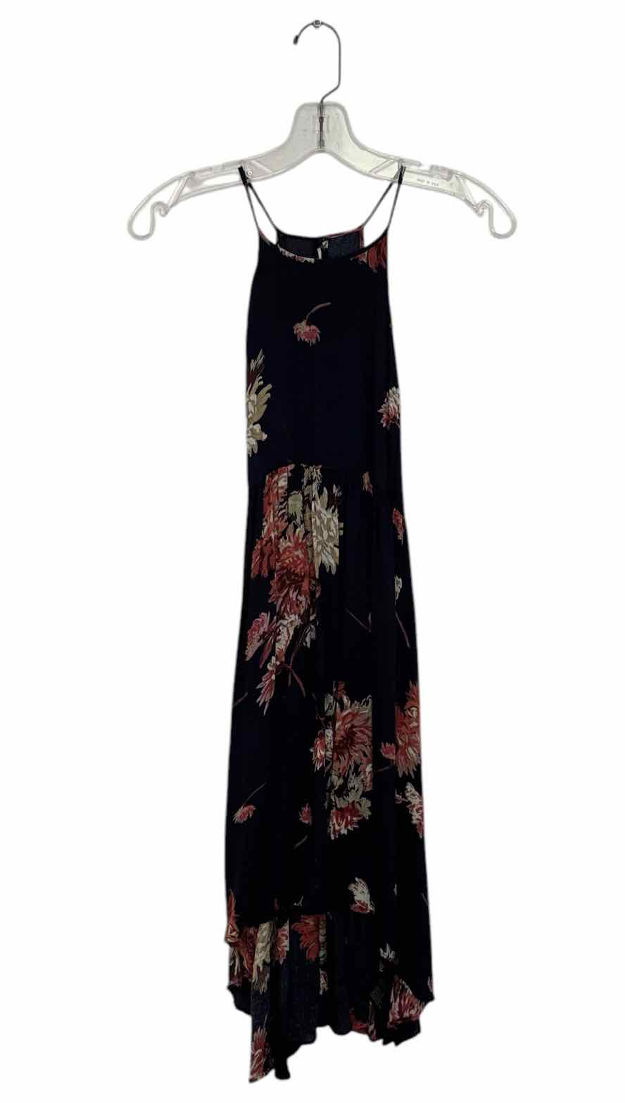Kimchi Blue Size Medium Navy Floral Pre-Owned Dress- Ladies