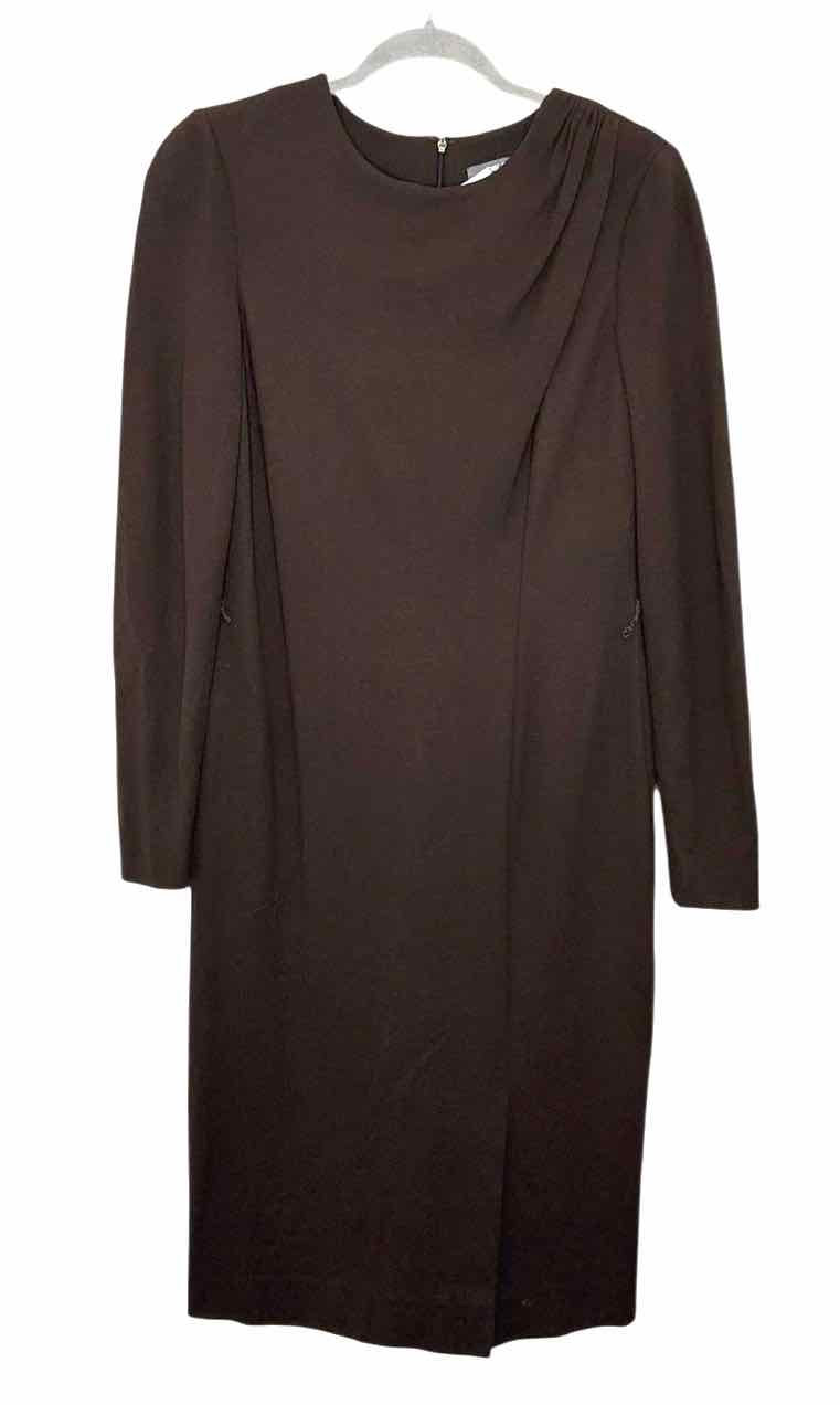 Per Se Size 8 Brown Pre-Owned Dress- Ladies
