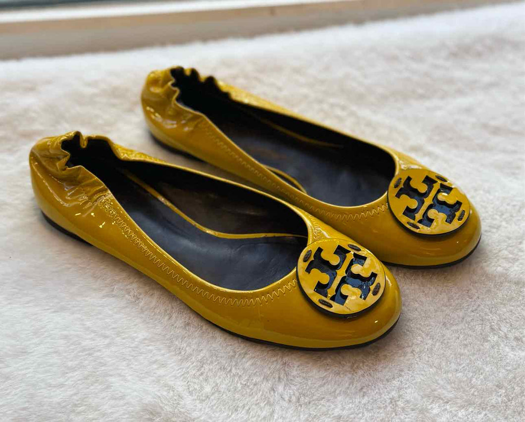 Tory Burch Size 6.5 Yellow Flats Pre-Owned Shoes- Ladies