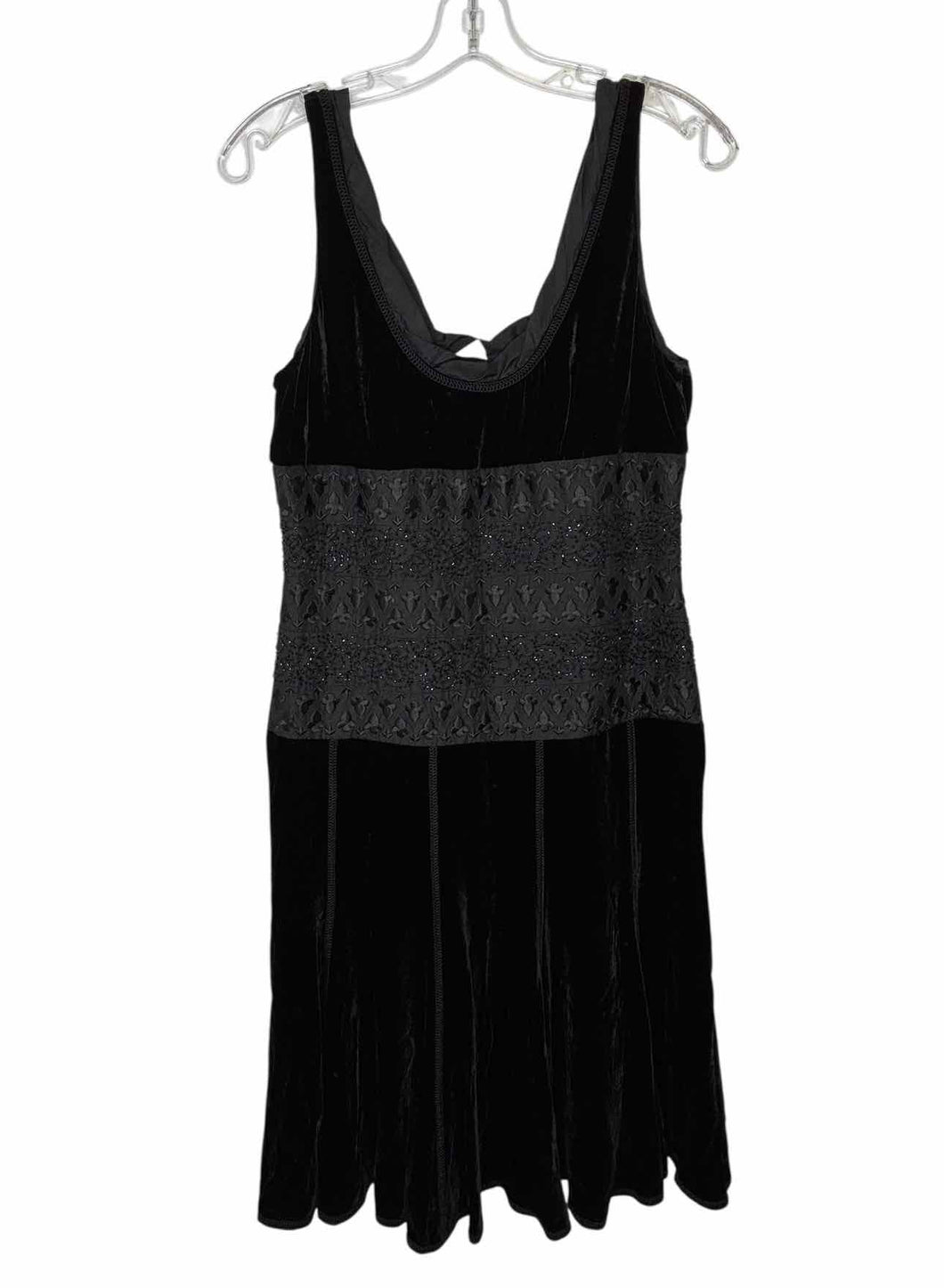Sigrid Olsen Size 8 Black Pre-Owned Dress- Ladies