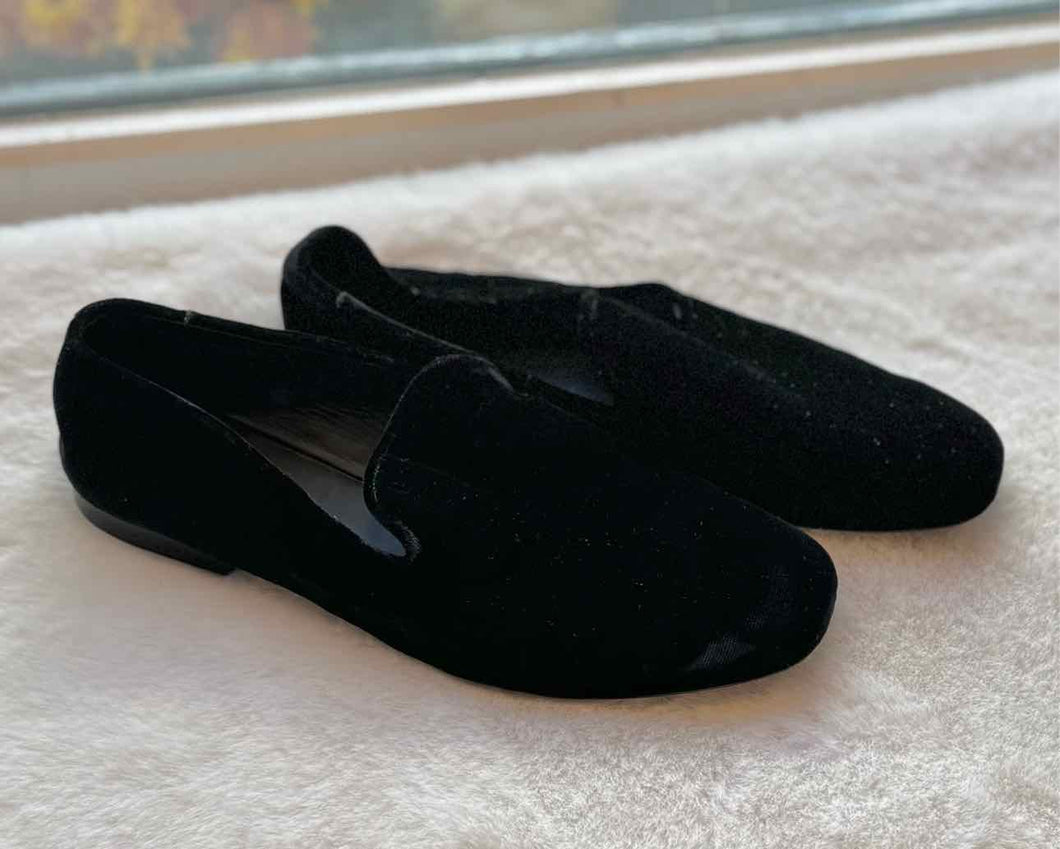 Vince Size 6.5 Black Flats Pre-Owned Shoes- Ladies