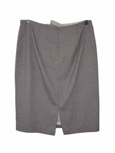 Load image into Gallery viewer, WH/BM Size 2 Grey Pre-Owned Skirt- Ladies
