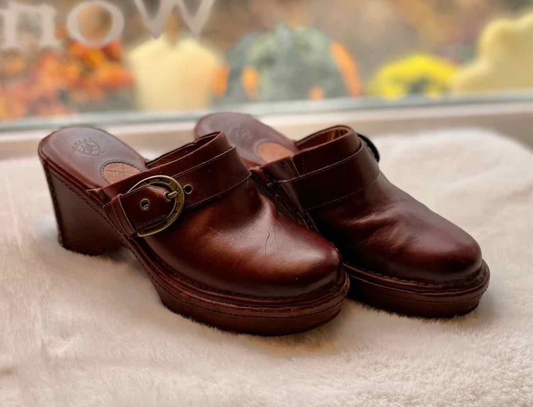 Ariat Size 8.5 Mahogany Clog Pre-Owned Shoes- Ladies