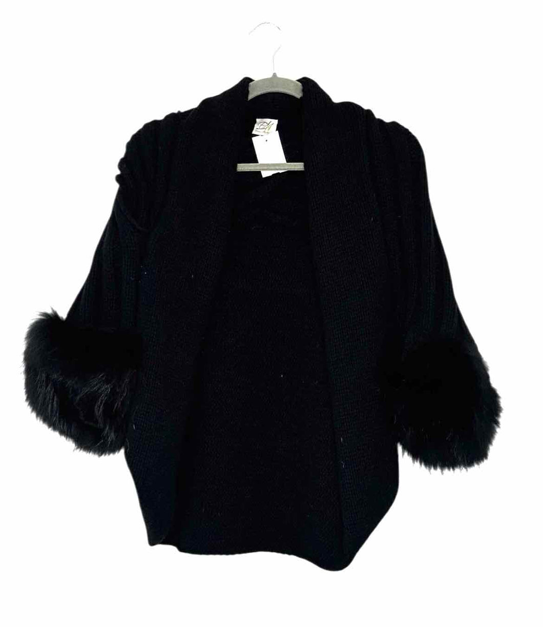 Size One Size Black Pre-Owned Sweater- Ladies