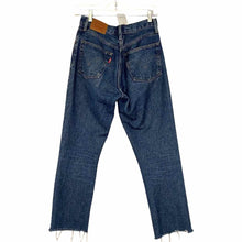 Load image into Gallery viewer, Levis Size 25 Blue Pre-Owned Jeans- Ladies
