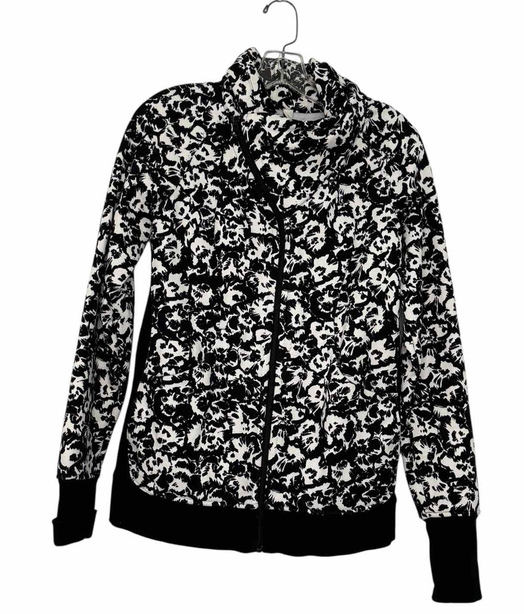Lululemon Size 8 Black Print Pre-Owned Jacket- Ladies