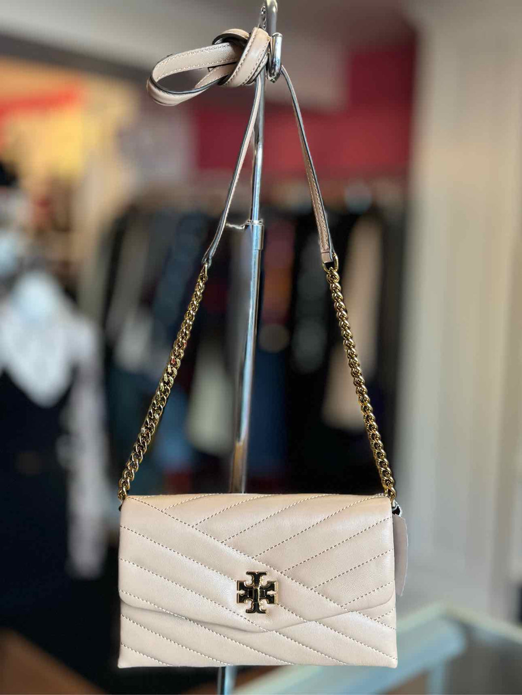 Tory Burch Beige Pre-Owned Purse- Ladies
