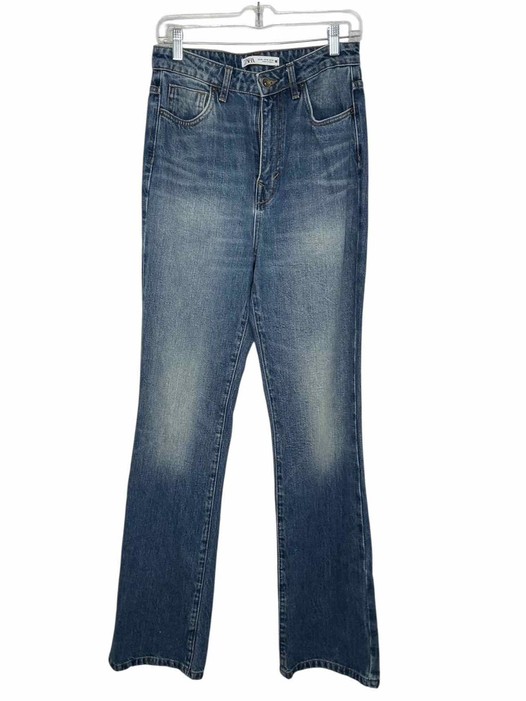 Zara Size 8 Denim Pre-Owned Jeans- Ladies