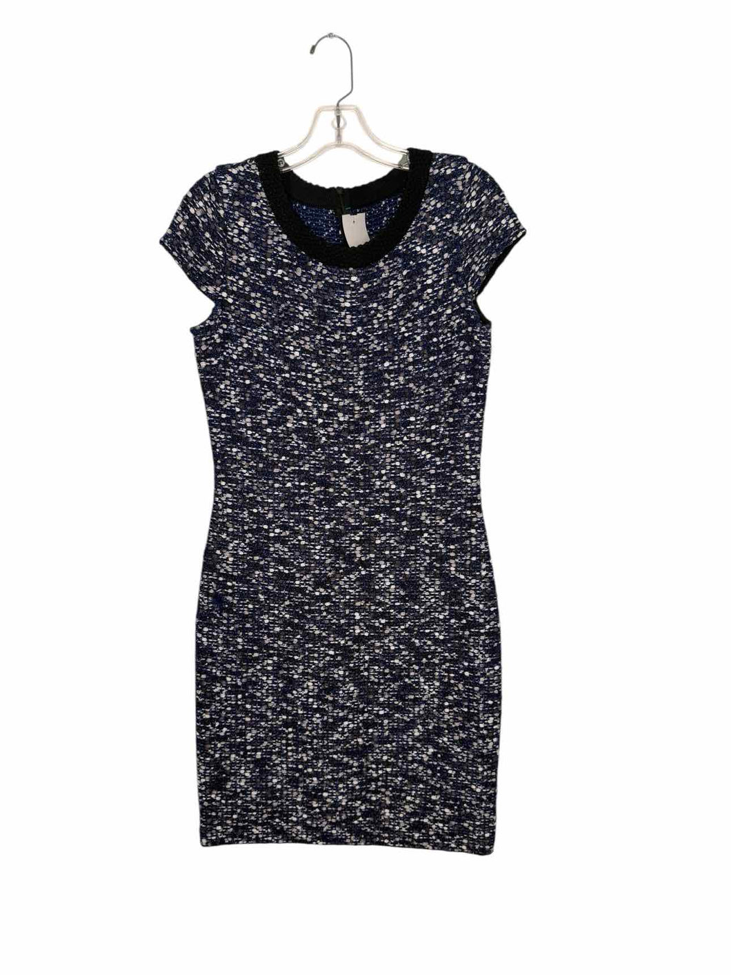 St John Size 6 Navy Print Pre-Owned Dress- Ladies