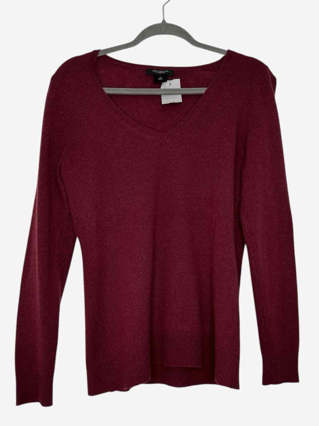 Ann Taylor Size Medium Burgundy Pre-Owned Sweater- Ladies