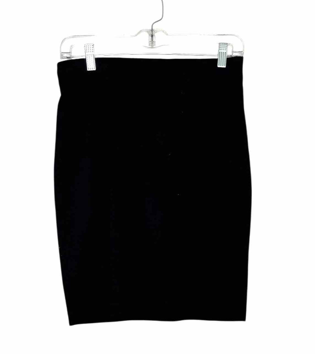 Carve Designs Size Small Black Pre-Owned Skirt- Ladies