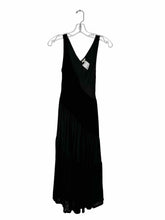 Load image into Gallery viewer, Chan Luu Size S Black Pre-Owned Dress- Ladies
