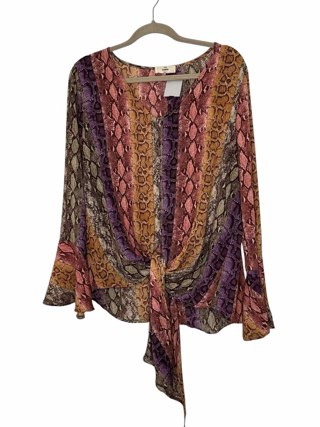 Entro Size Large Animal Print Pre-Owned Top- Ladies