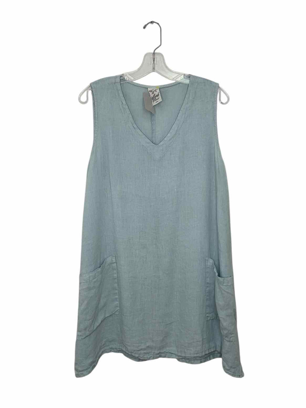 Match Point Size M/L Lt. Blue Pre-Owned Tank Top- Ladies