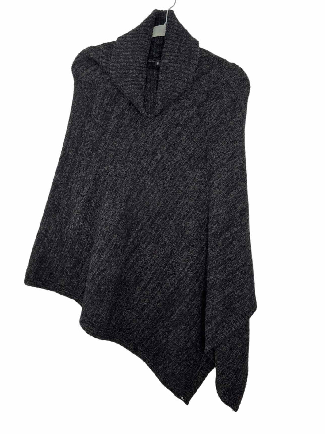 Barefoot Dreams Size One Size Grey Pre-Owned Sweater- Ladies