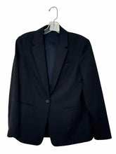 Load image into Gallery viewer, Everlane Size 4 Black Pre-Owned Blazer/Indoor Jacket- Ladies
