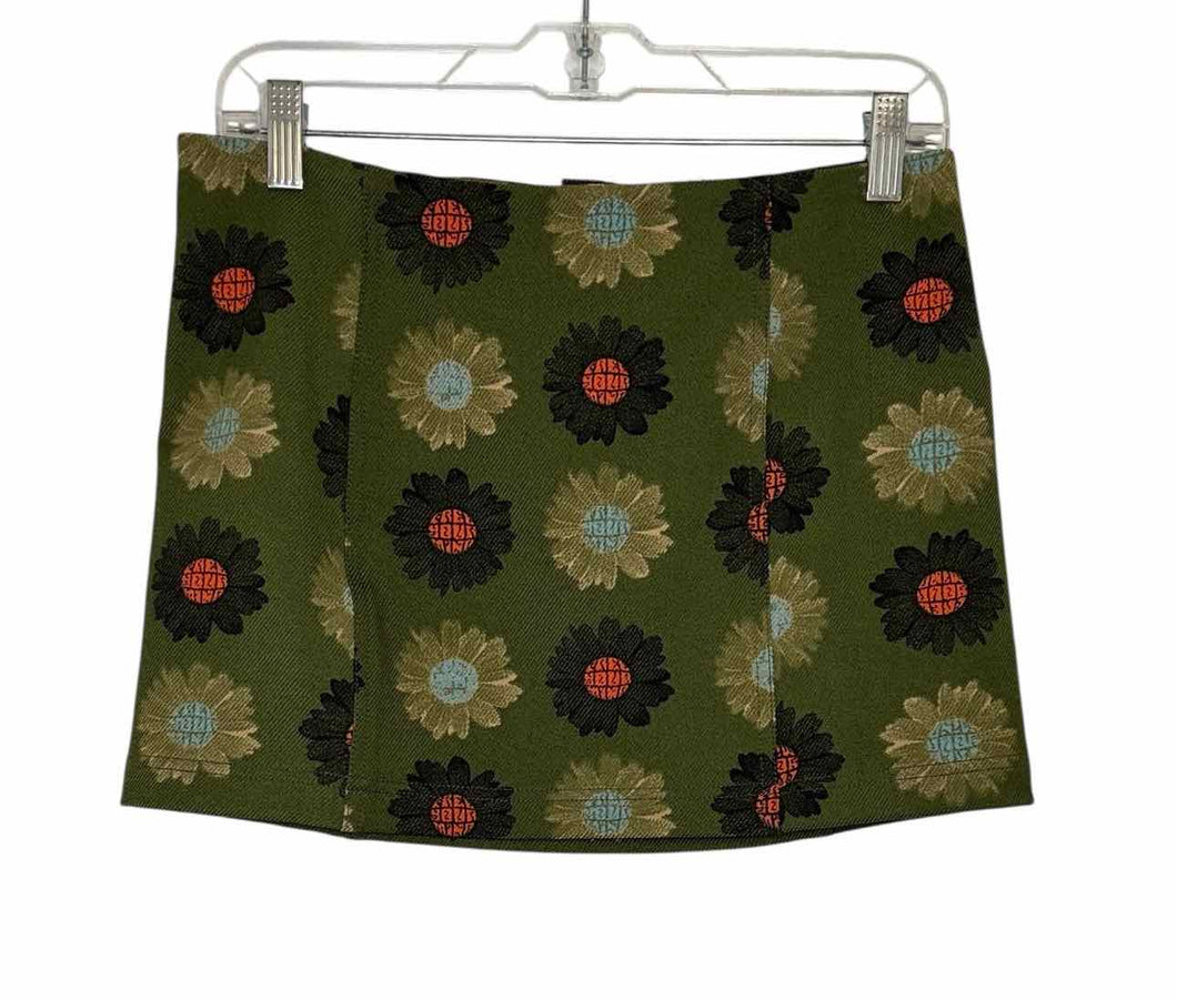 Urban Outfitters Size Medium Green Floral Pre-Owned Skirt- Ladies