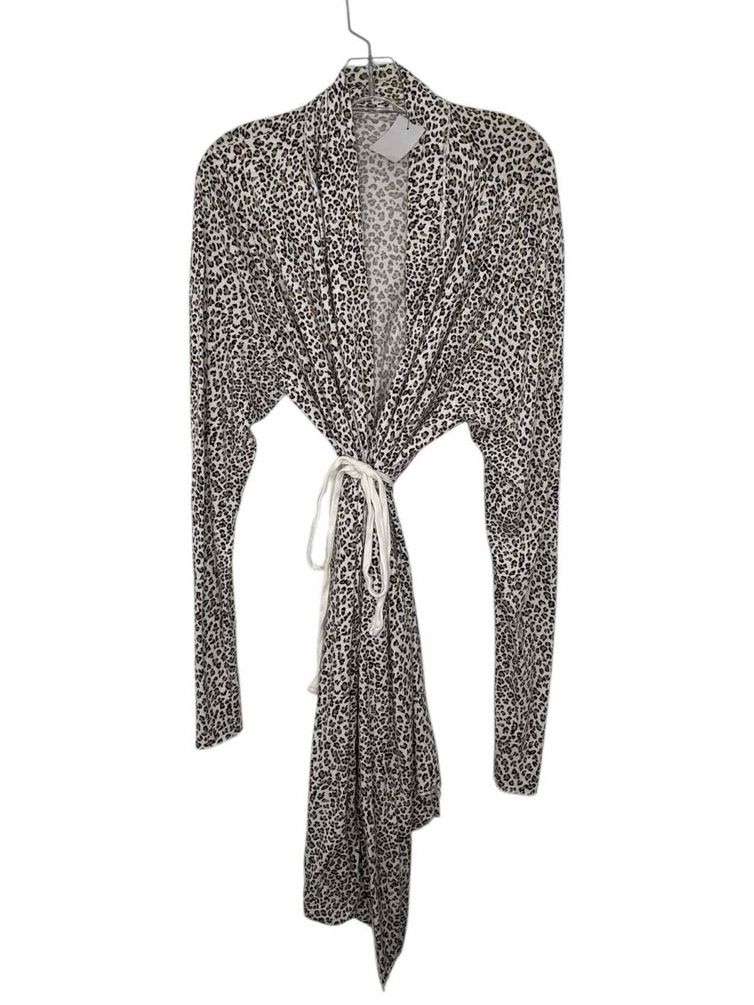 Love & Grace Size Large Animal Print Pre-Owned Robe- Ladies