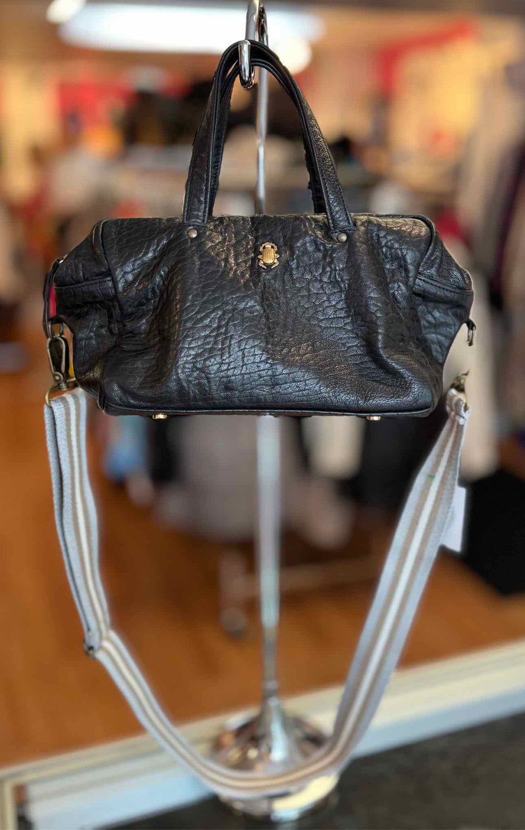 Black Pre-Owned Purse- Ladies