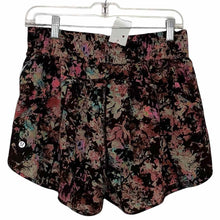 Load image into Gallery viewer, Lululemon Size 10 Black Print Pre-Owned Shorts- Ladies
