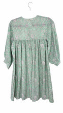 Load image into Gallery viewer, Size Small Green Floral Pre-Owned Dress- Ladies
