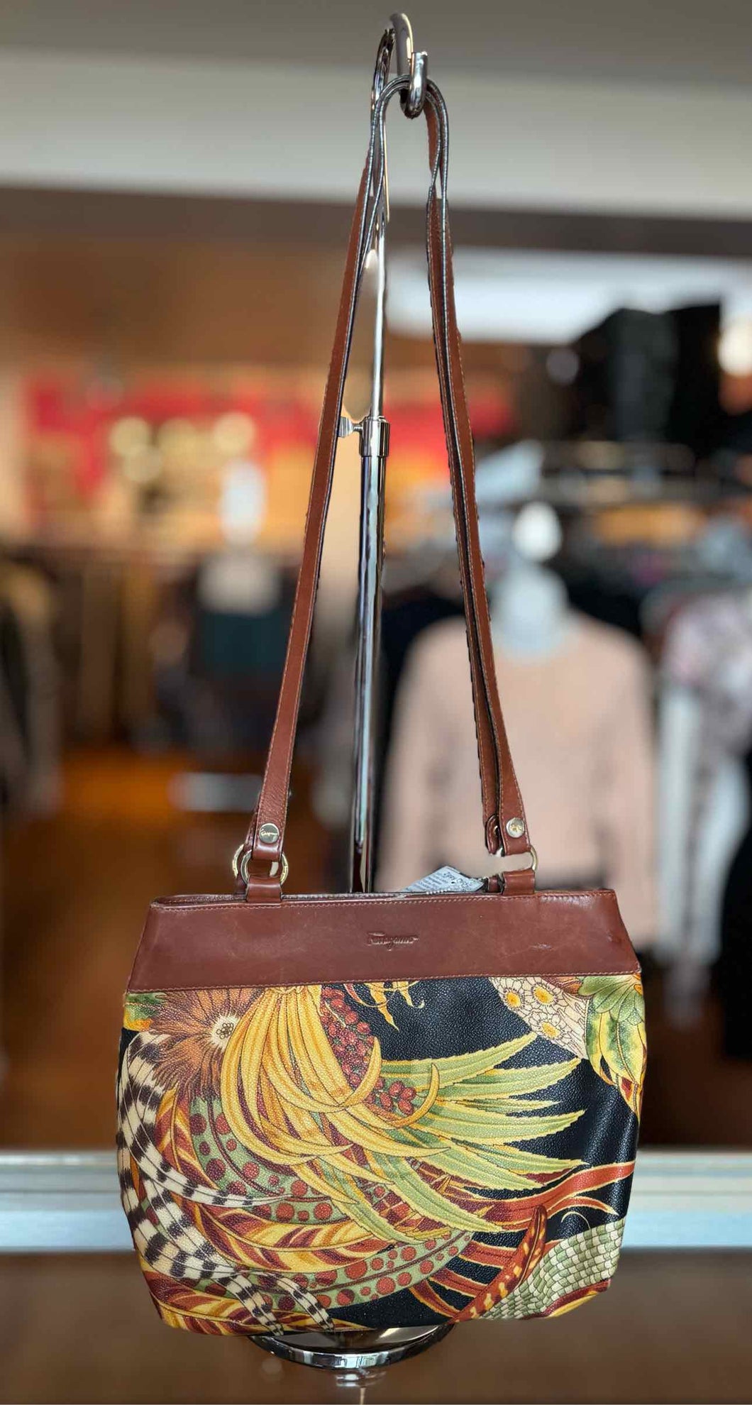 Ferragamo Yellow Print Pre-Owned Purse- Ladies