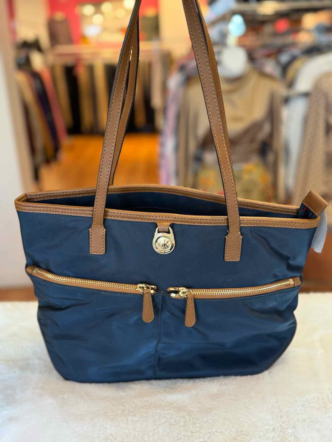 Michael Kors Navy Pre-Owned Purse- Ladies