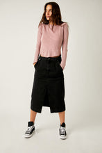 Load image into Gallery viewer, Free People Size 26 Black Skirt- Ladies
