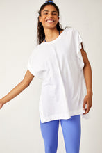 Load image into Gallery viewer, Free People Size X- Small White T-Shirt- Ladies
