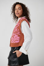 Load image into Gallery viewer, Free People Size X- Small Pink Print Sweater- Ladies
