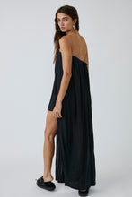 Load image into Gallery viewer, Free People Size X- Small Black Romper- Ladies
