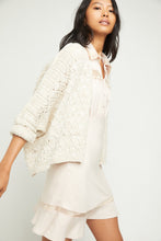 Load image into Gallery viewer, Free People Size X- Small Beige Sweater- Ladies
