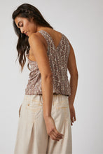 Load image into Gallery viewer, Free People Size X- Small Brown Print Top- Ladies
