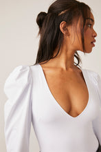 Load image into Gallery viewer, Free People Size X- Small White Bodysuit- Ladies

